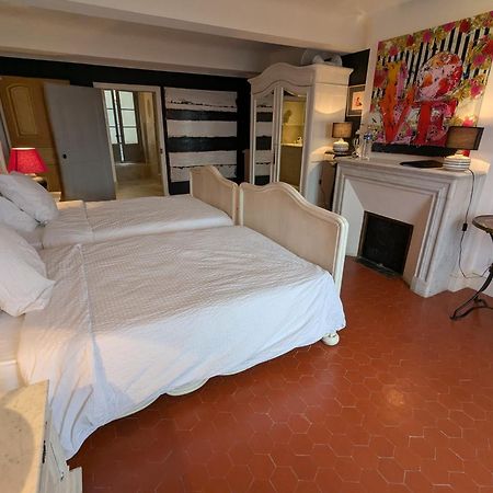 Bed and Breakfast Les Chapeliers Claviers Esterno foto