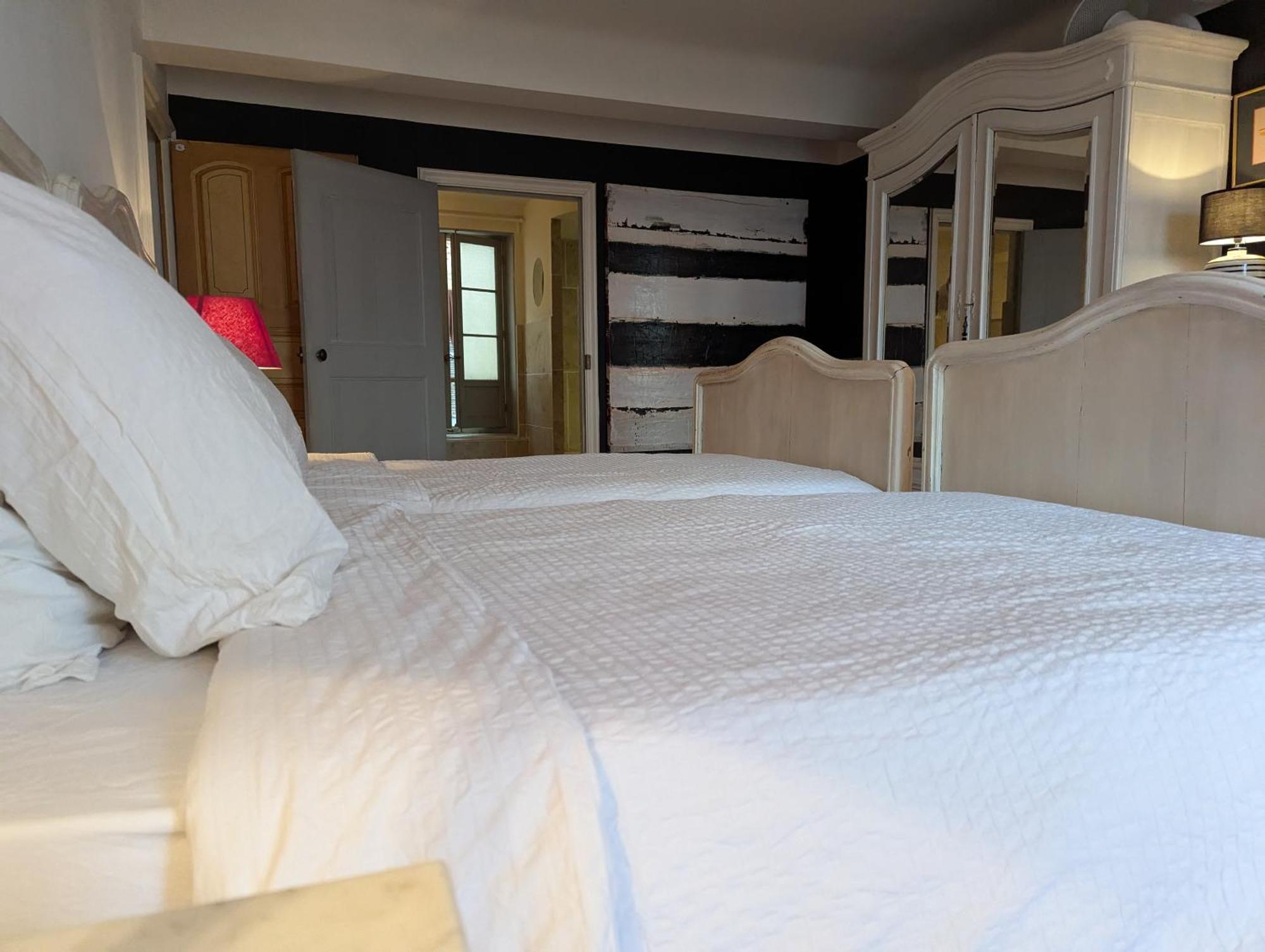 Bed and Breakfast Les Chapeliers Claviers Esterno foto