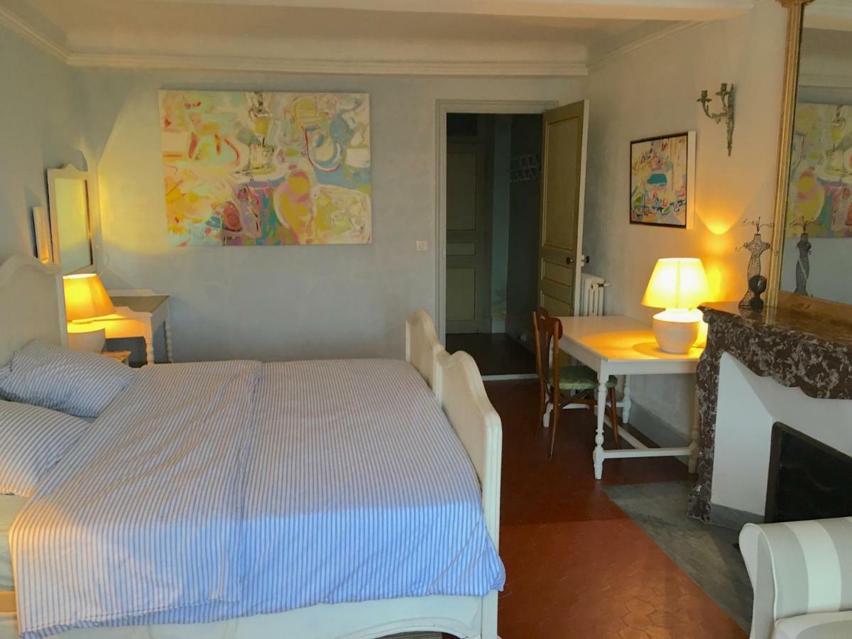 Bed and Breakfast Les Chapeliers Claviers Esterno foto