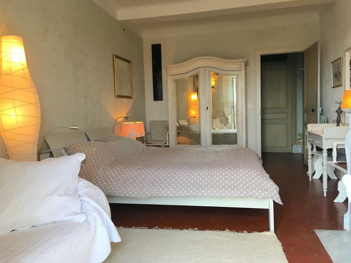 Bed and Breakfast Les Chapeliers Claviers Esterno foto