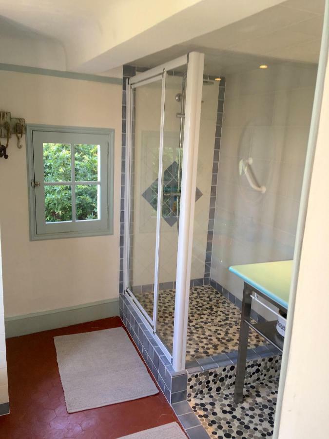Bed and Breakfast Les Chapeliers Claviers Esterno foto